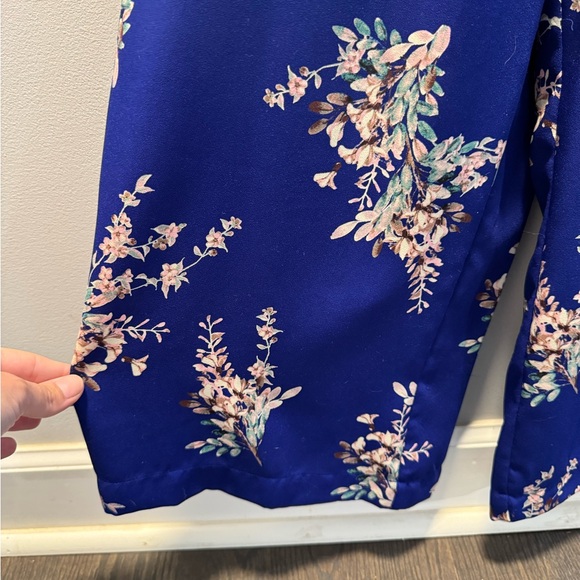 19 Cooper Strapless Blue Floral Jumpsuit with wide leg silhouette Size M - Picture 3 of 5